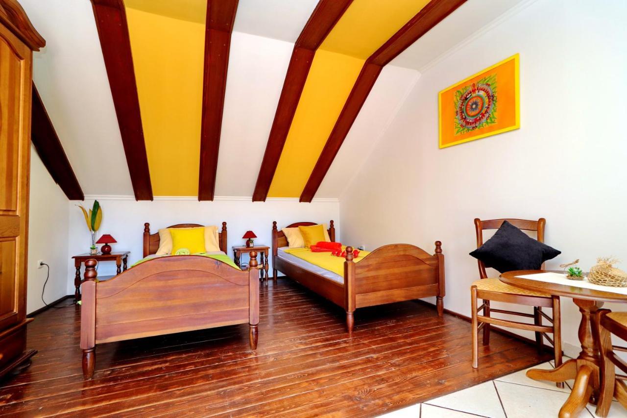 Fancy Marco Apartment Vela Luka